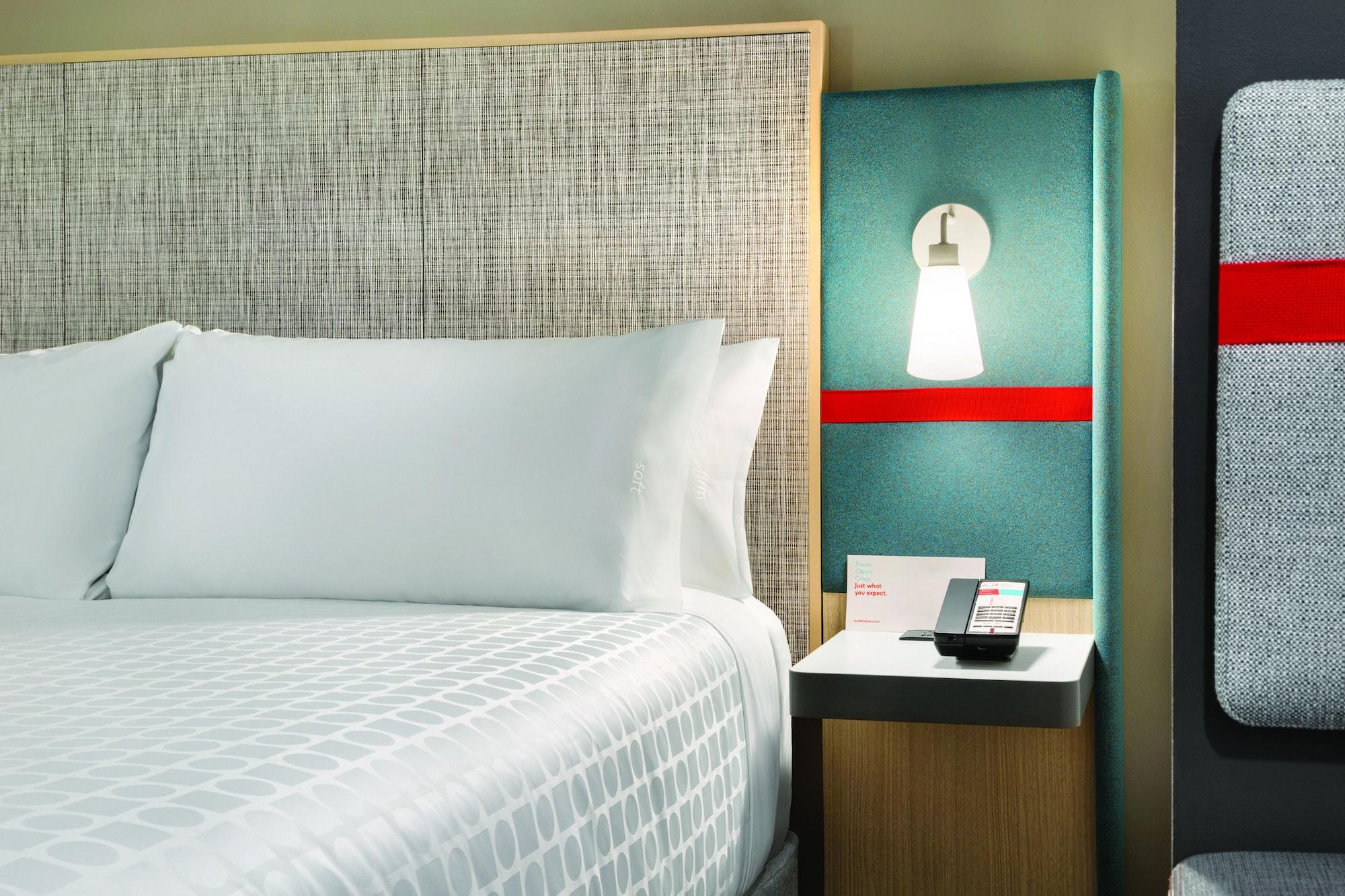 Avid Hotels - Lancaster By Ihg Fertility Екстер'єр фото