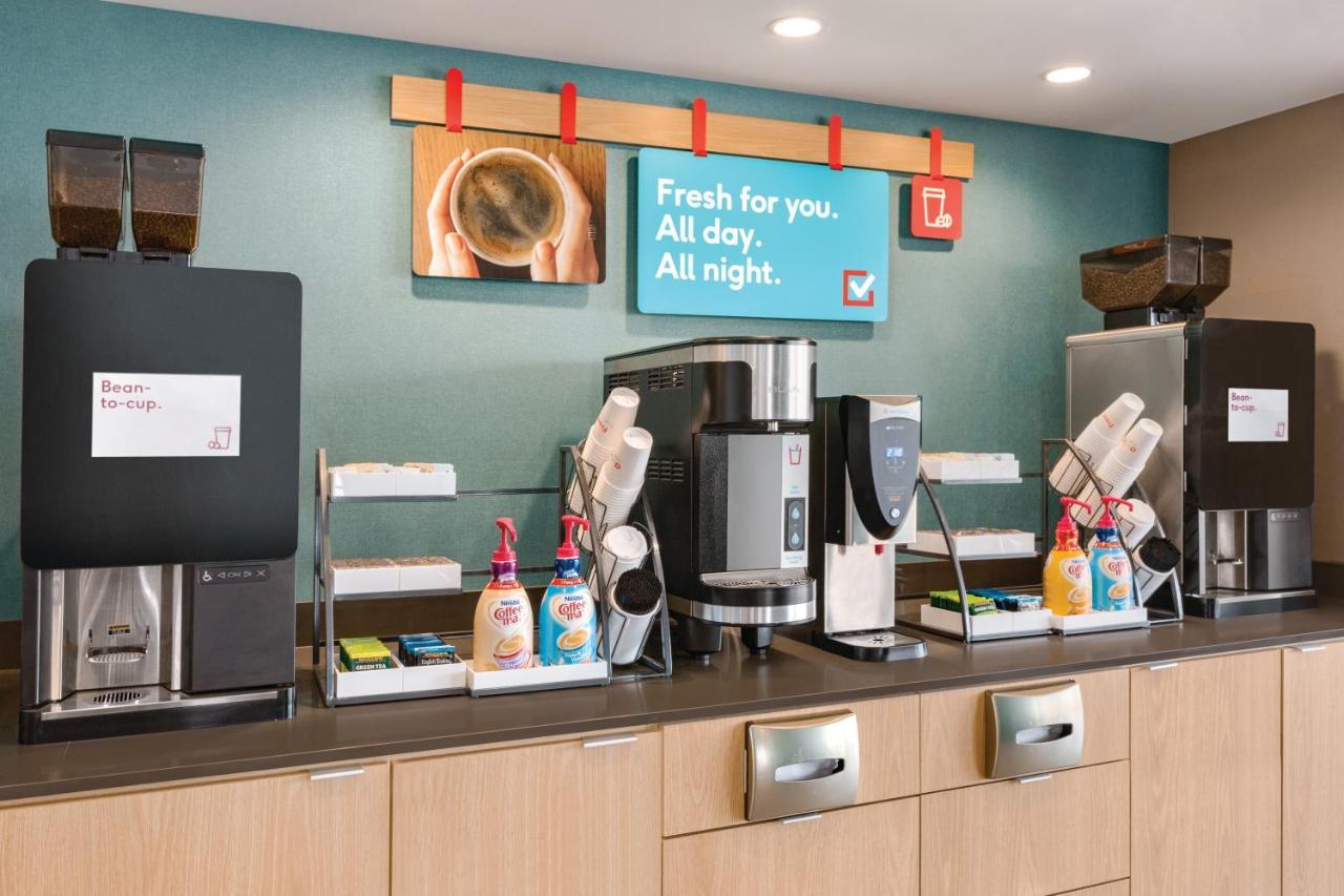 Avid Hotels - Lancaster By Ihg Fertility Екстер'єр фото
